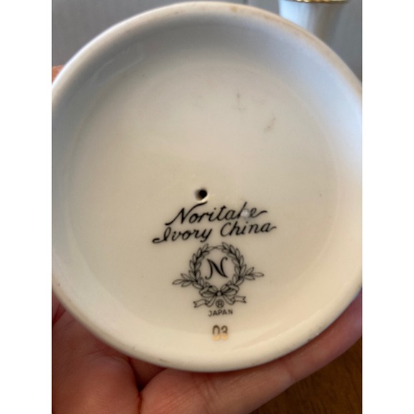 Noritake Ivory China Candlestick Holders Gold Trim Bud Vase Set Decor‎ - Picture 2 of 7